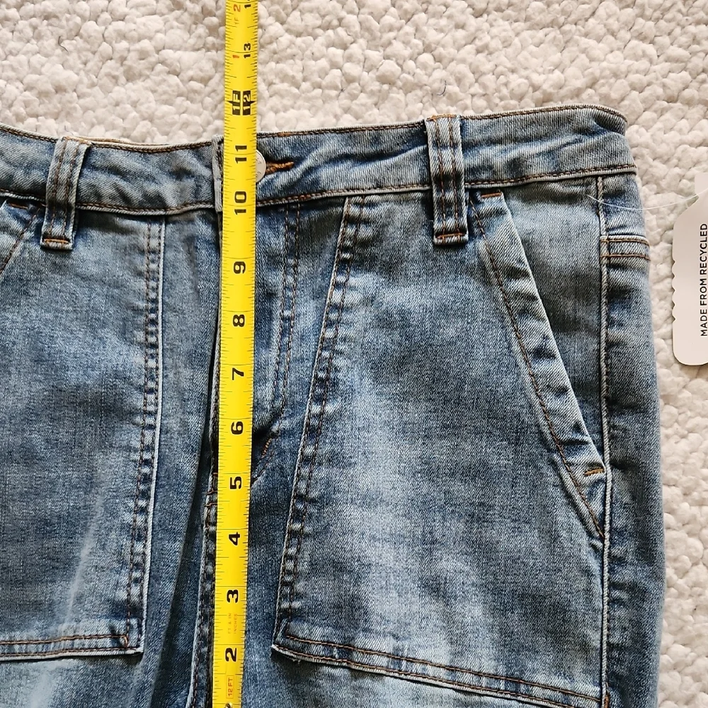 LOVE CULT DENIM Classic Blue Flare Leg High Rise Jeans  Sz 5 Y2K retro NWT - Picture 13 of 16